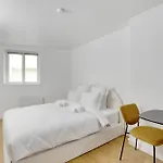 Cozy Studio In The Bastille Neighborhood